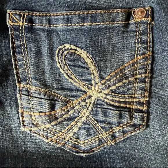 WALLFLOWER 🌸 Luscious Curvy Fit Bootcut Jeans | Size 7 Short | NWT ✨ - Picture 5 of 14